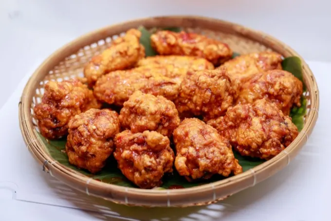 Bone-In Chicken Wings