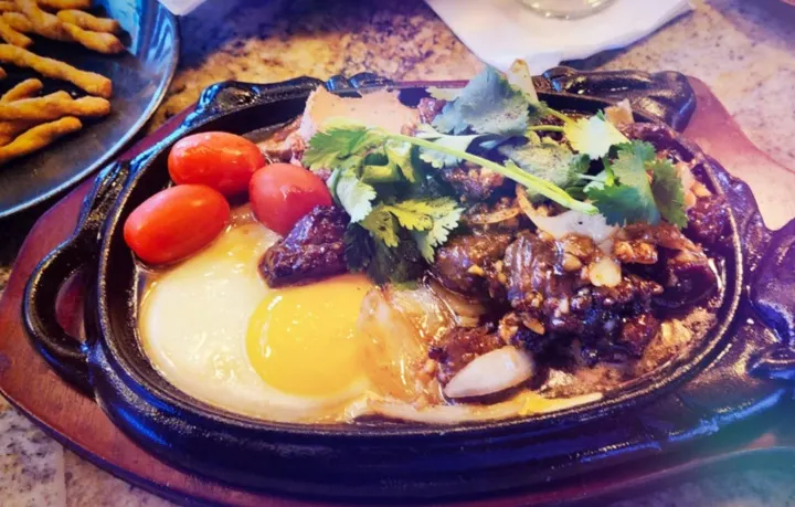House Sizzling Beef – Bo Ne